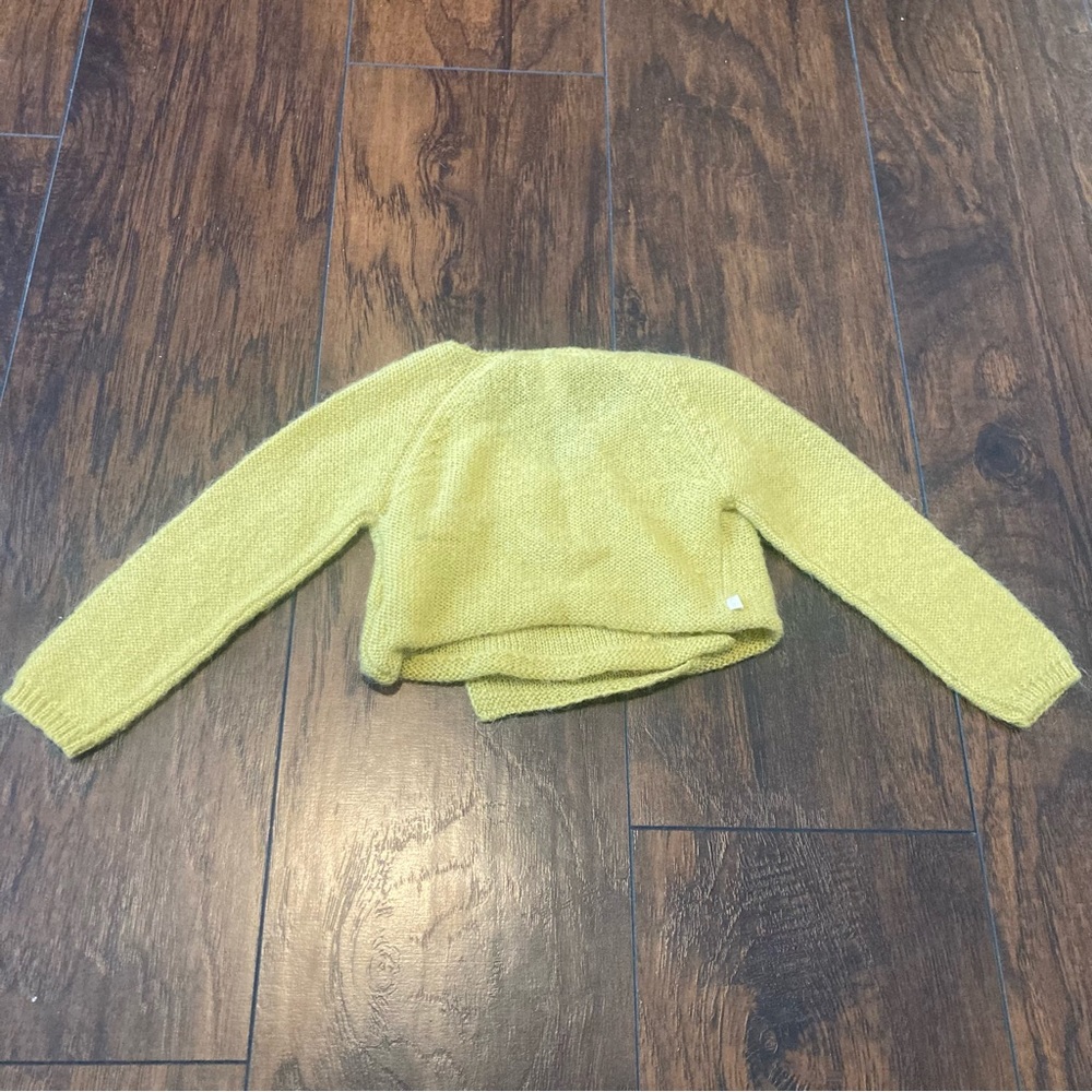 Baby Sweater - Picture 6 of 10